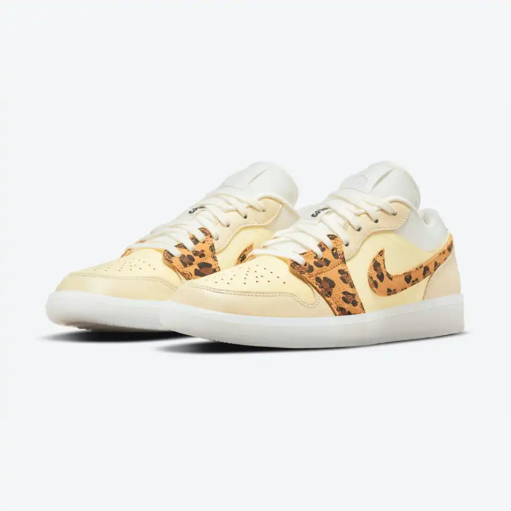 NIKE AIR JORDAN 1 LOW yellow leopard