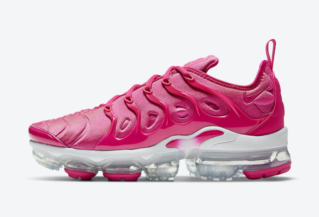 Nike Air VaporMax Plus pink