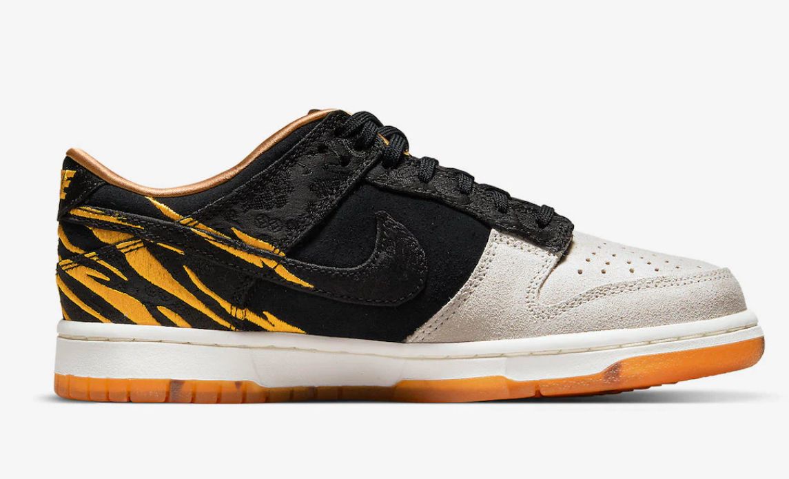 Nike DUNK LOW CNY Black and Yellow Tiger Low