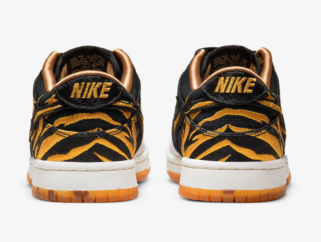 Nike DUNK LOW CNY Black and Yellow Tiger Low