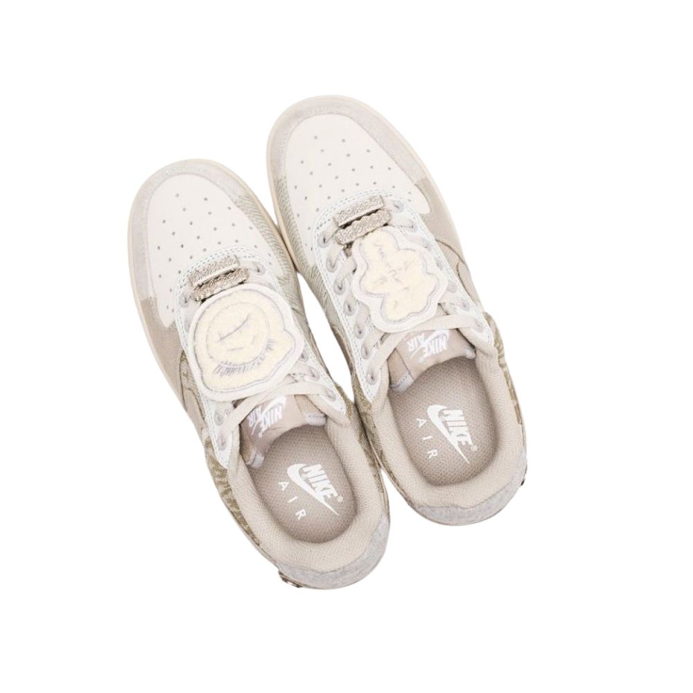 Nike Travis Scott x Air Force Barb White Grey