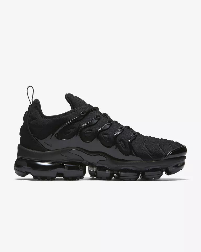 Nike Air VaporMax Plus black