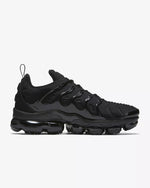 Nike Air VaporMax Plus black