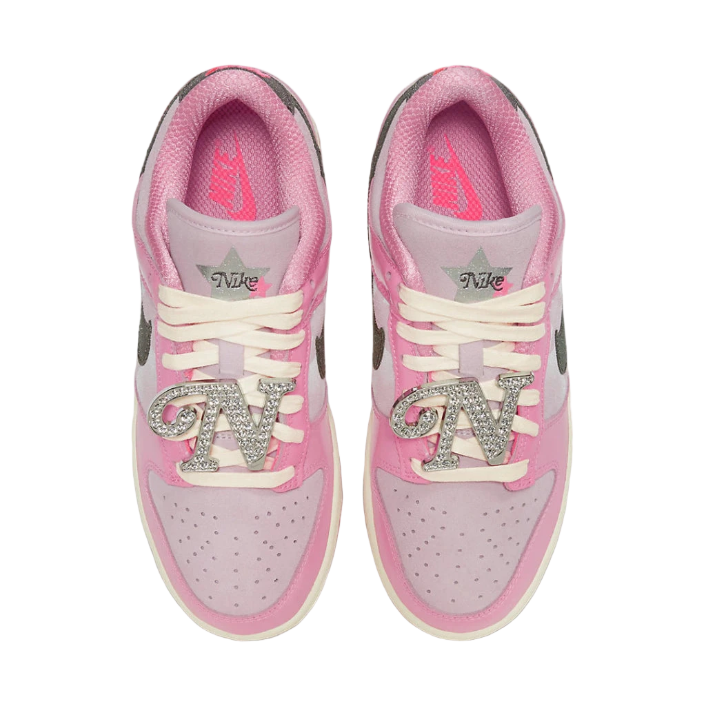 Dunk Low 'Barbie'