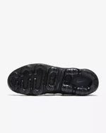 Nike Air VaporMax Plus black